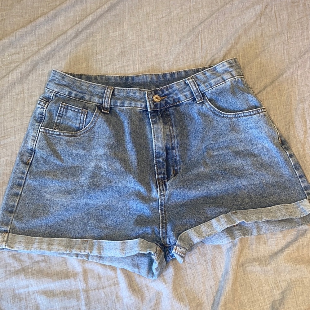 Shein jean shorts size L